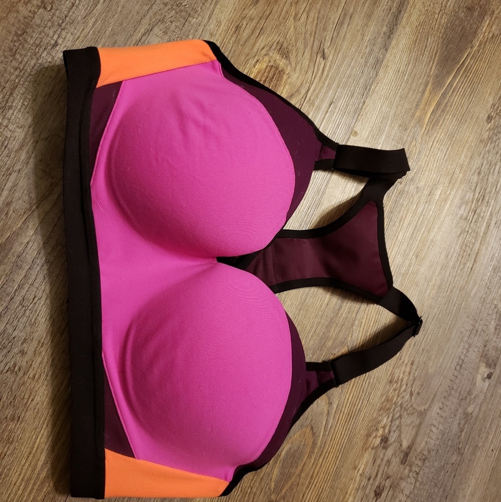 Incredible VS sportsbra